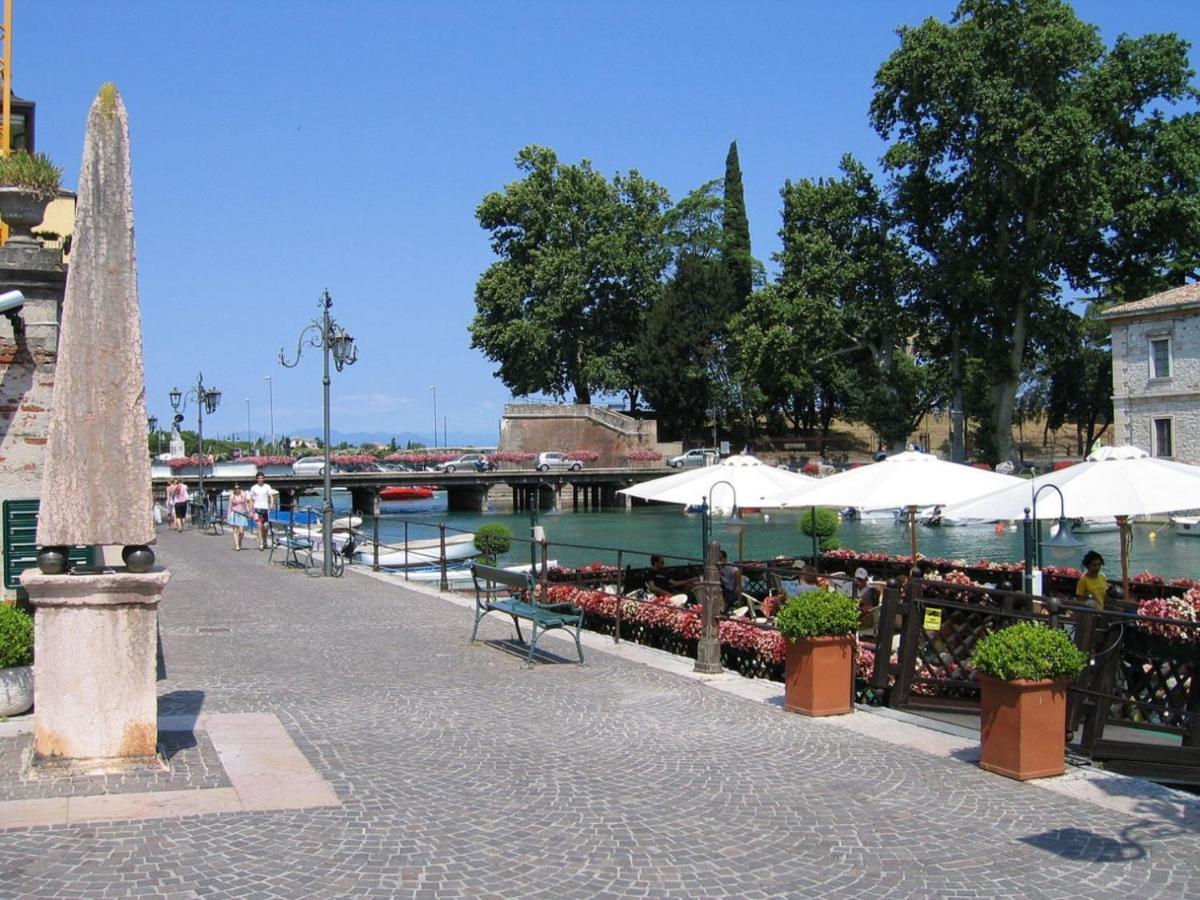 Civico 6 Lägenhet Peschiera del Garda Exteriör bild