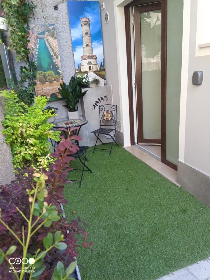 Civico 6 Lägenhet Peschiera del Garda Exteriör bild